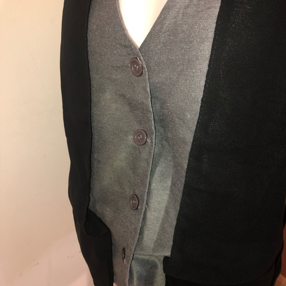 Folded & Hung Vest Top - Picture 5 of 8